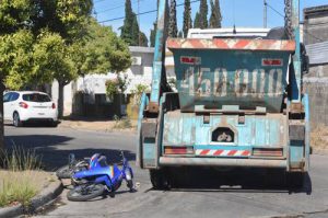 moto y camion volquete