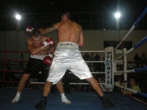 figueroa y adriel box (27)