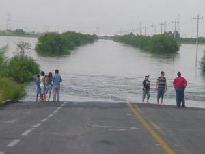 Carretera_Inundada2